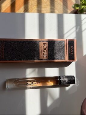 Rihanna Rogue Rollerball in Black and Rose Gold